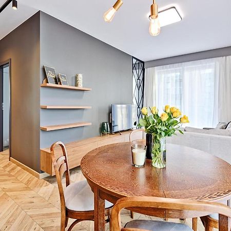Aparthouse Fabryczna وودج المظهر الخارجي الصورة