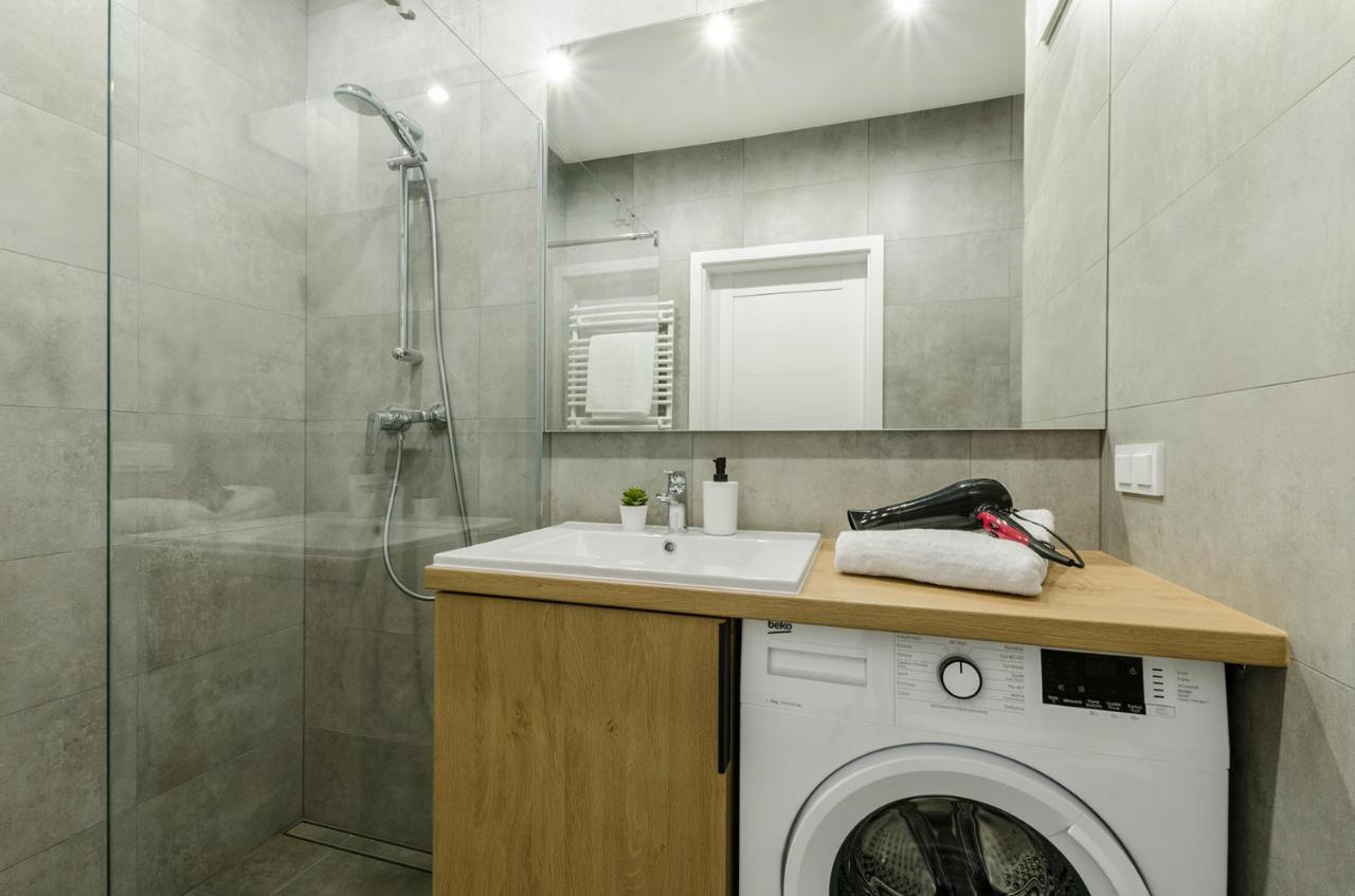 Aparthouse Fabryczna وودج المظهر الخارجي الصورة